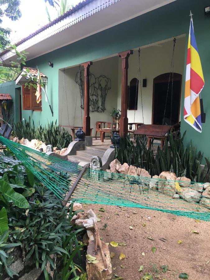 Hotel Owls Nest Udawalawe Exterior foto